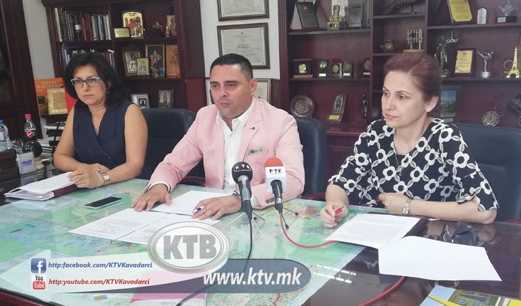 ОПШТИНА КАВАДАРЦИ: НЕМА ПОКАЧУВАЊЕ НА ДАНОКОТ НА ИМОТ – НАПРАВЕНО Е УСОГЛАСУВАЊЕ (видео)
