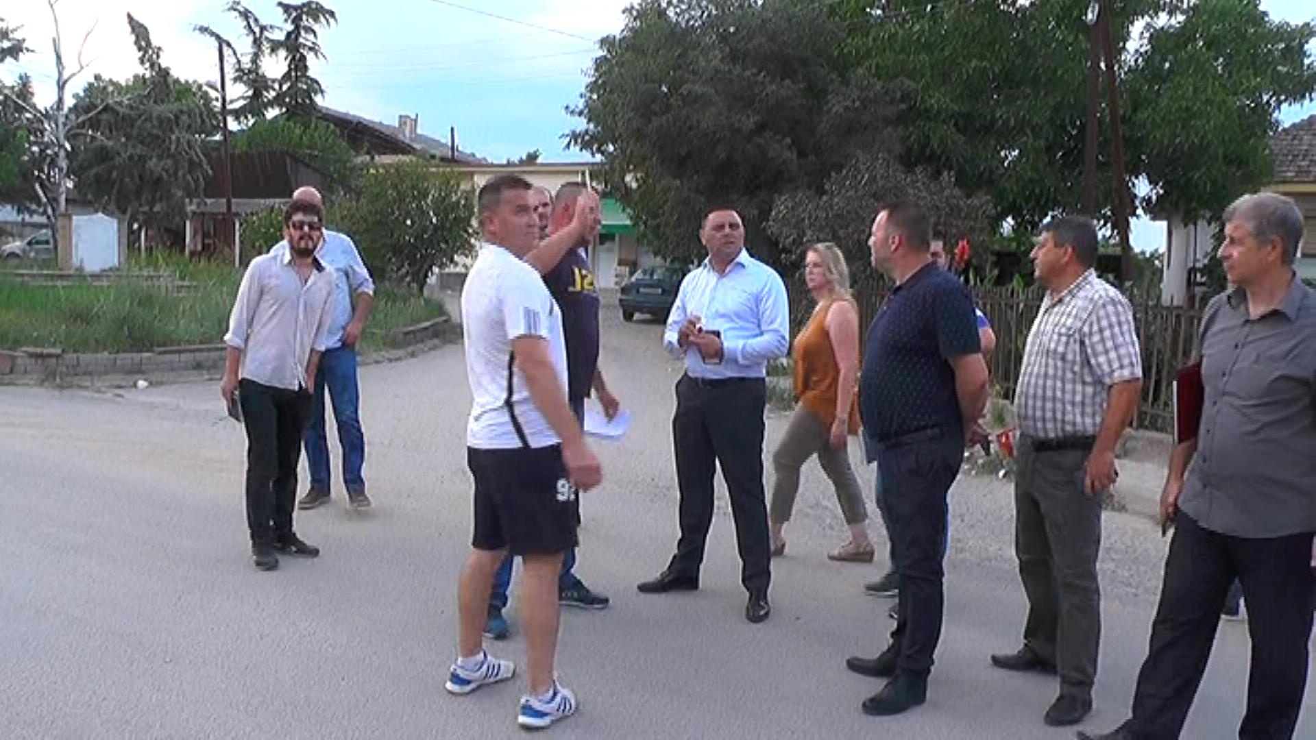 (ВИДЕО) Градоначалникот Јанчев на средба со жителите на Сопот, Марена и Глишиќ