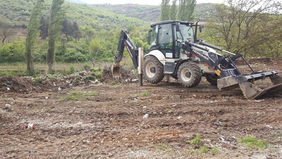 (ФОТО) Исчистена дивата депонија кон Тиквешкото Езеро