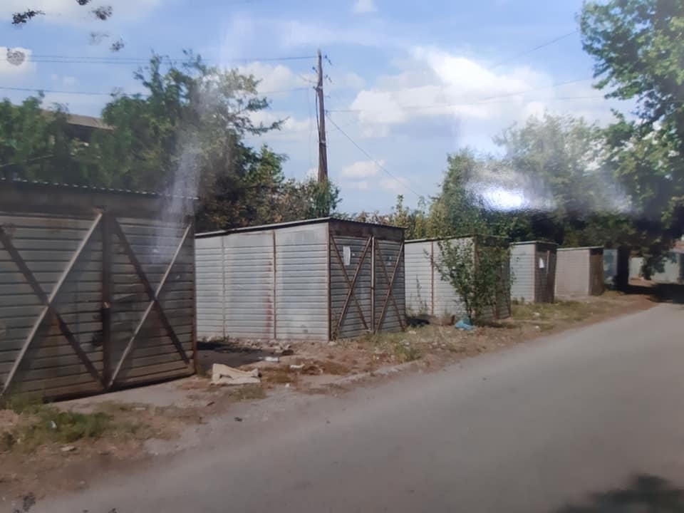 Започнува присилно отстранување на лимените гаражи
