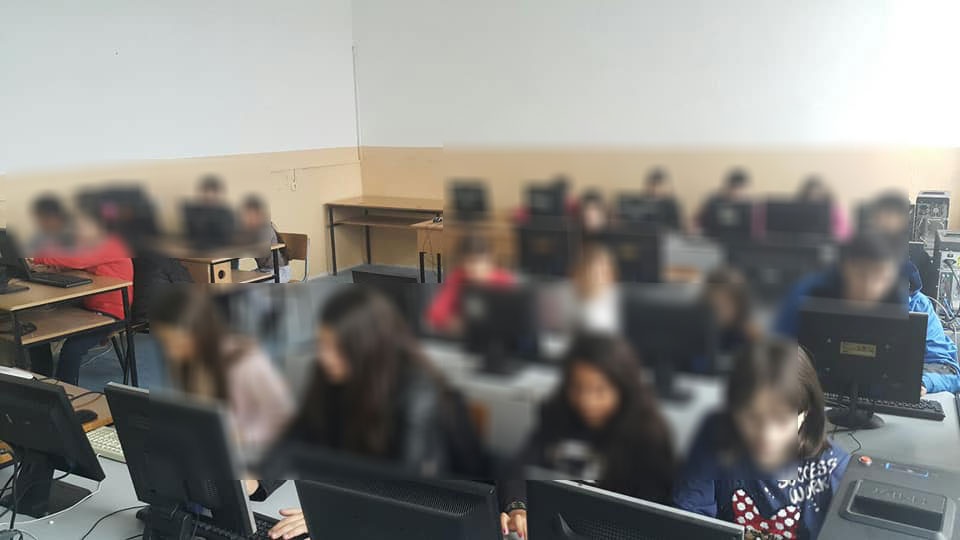 Бесплатна обука по информатика  за деца од социјално ранливи семејства во Кавадарци