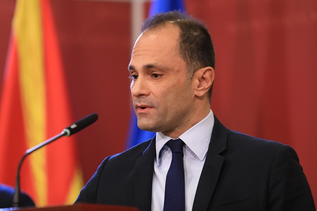 Филипче: Нема да се брза со отоврање на градинките
