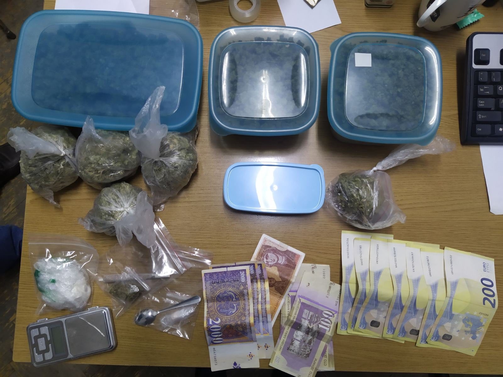 Приведен дилер на дрога во Велес