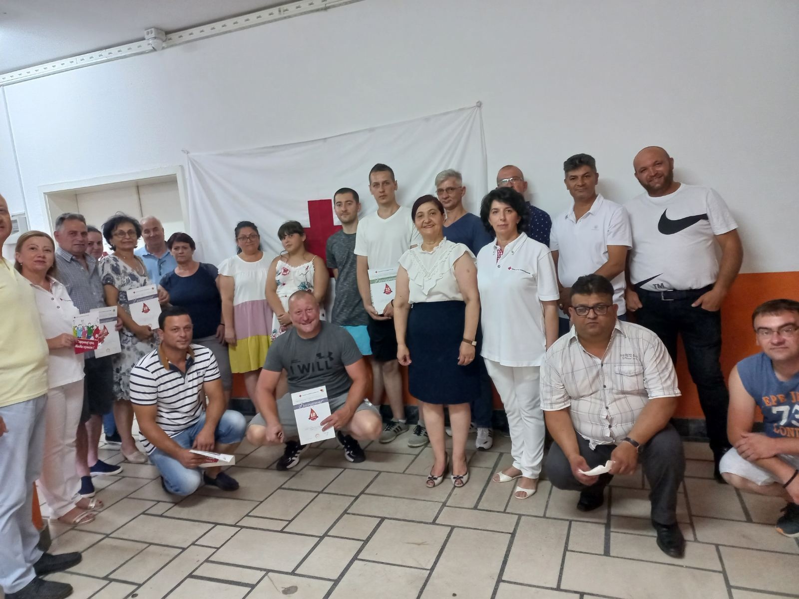 Црвен Крст Кавадарци додели јубилејни признанија