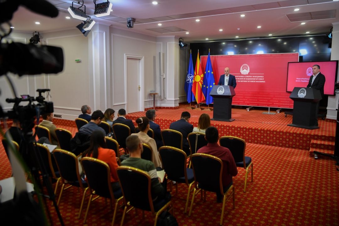Ковачевски: Со нов пакет мерки од над 350 милиони евра ги помагаме најранливите, никој нема да биде оставен сам во кризата