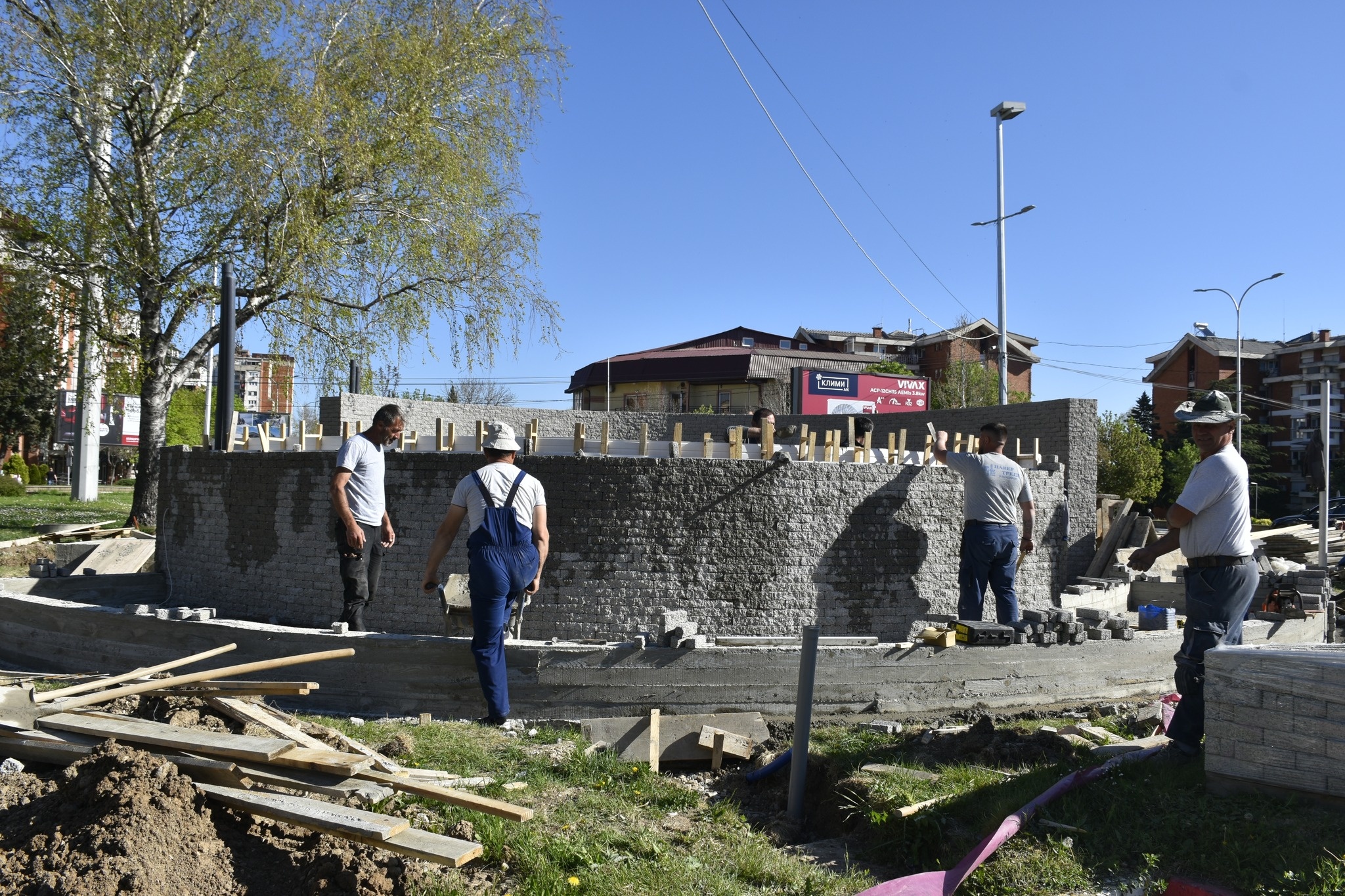 Се гради фонтаната во спомен на Сашко Гешовски (фото)