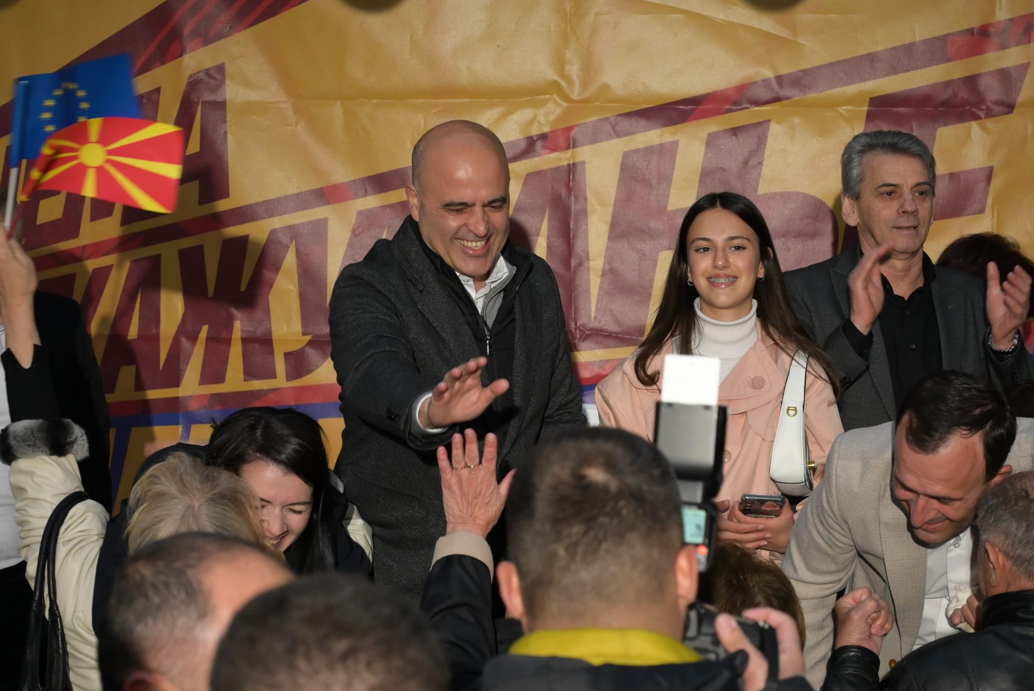 Ковачевски до Мицкоски:  На Македонија и е потребно национално единство за интеграција во ЕУ а не за мораториум
