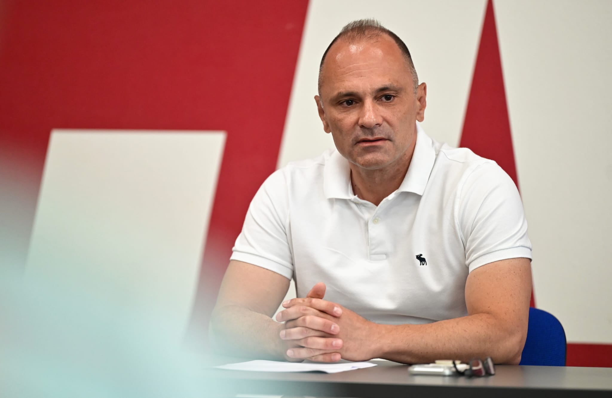Филипче: Мицкоски избега од пратеничките прашања затоа што нема одговори