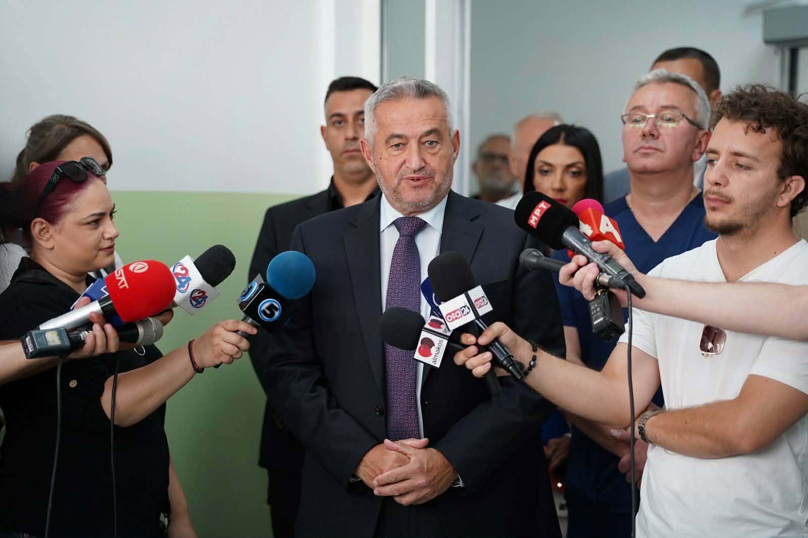 Клековски: Клиниката за хируршки болести „Св. Наум Охридски” е важен хируршки центар во Скопје – комплетно реновирано одделението за трауматологија