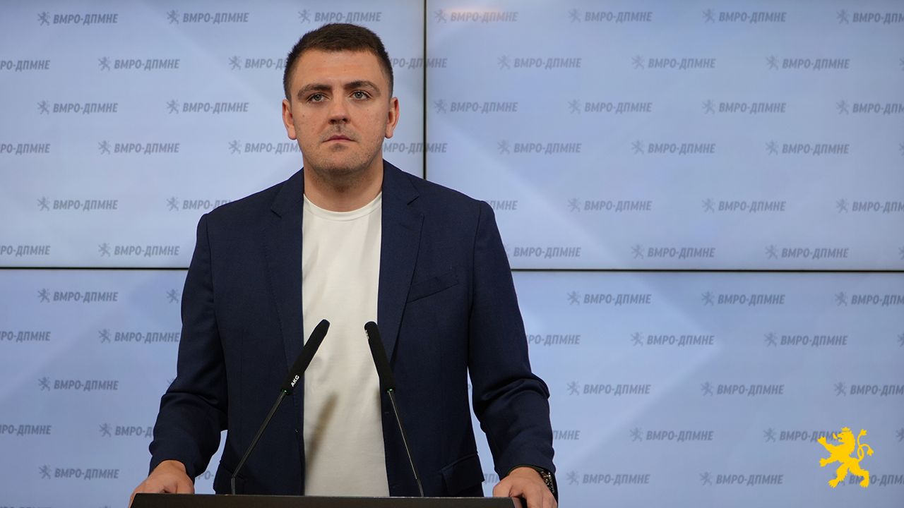 Попов: Одговорните економски политики даваат резултат, јавниот долг се намалува