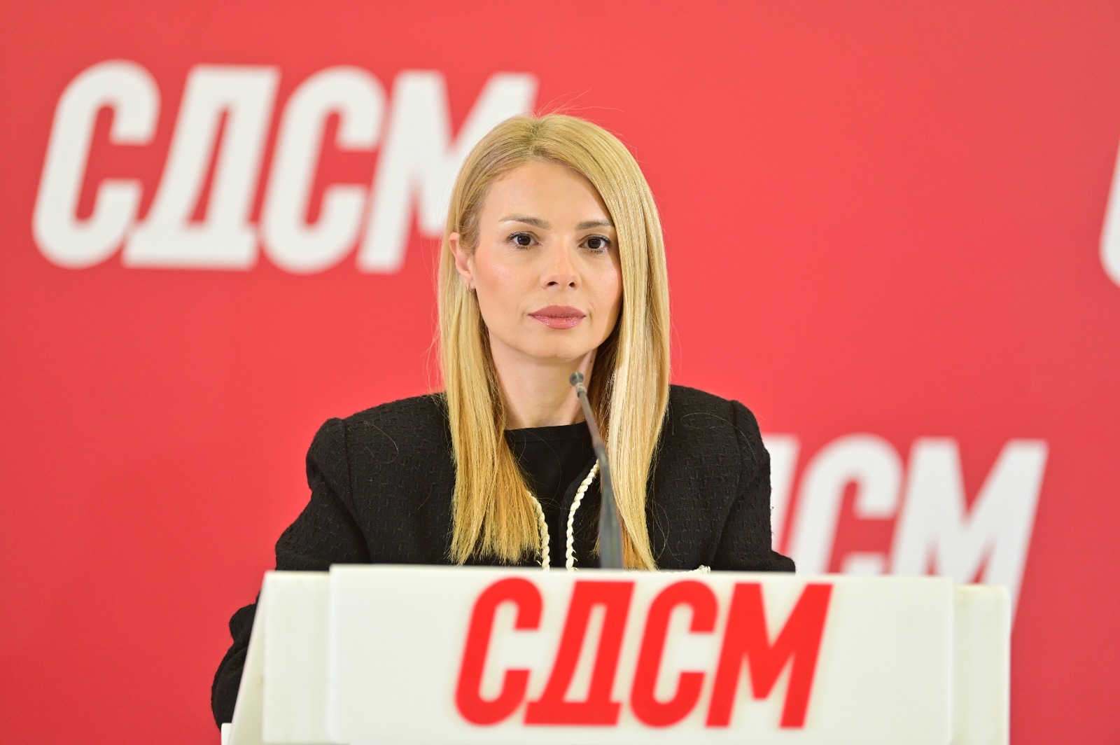 СДСМ: Сè е фарса, ја пуштија Михаилова сега глумат дека ја бараат – Мицкоски го штити Тошковски